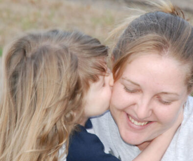 A heartfelt moment between Kari Hunt and her daughter, whose tragic story led to the creation of Kari’s Law, ensuring direct 911 access in emergencies.